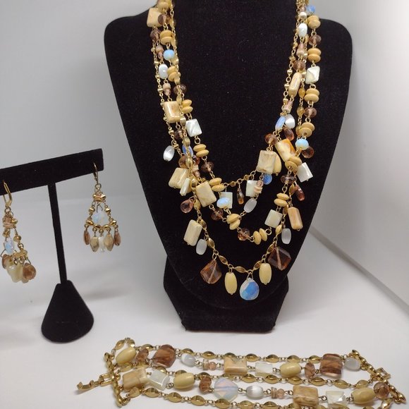 Three Piece Set Necklace in Tones of Cream, Blues, Pinks and Gold - Picture 1 of 13